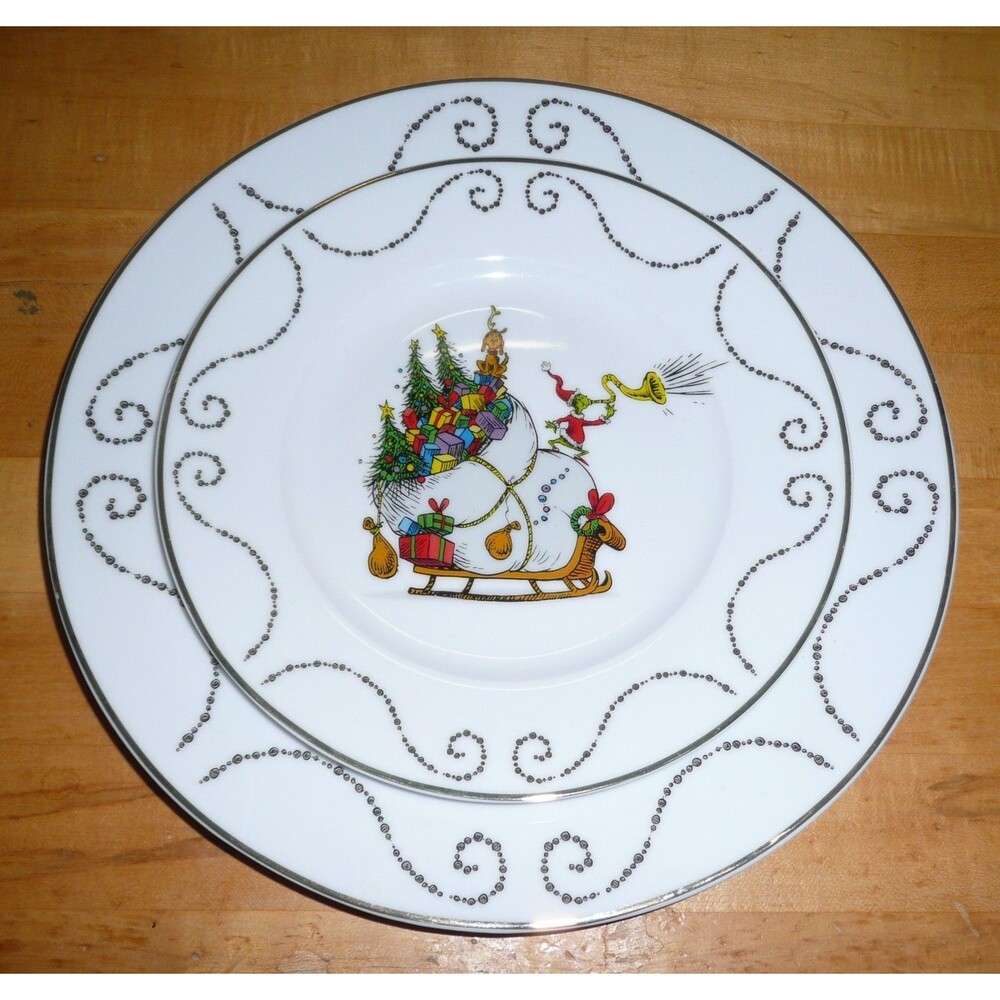 Set 2 Dr Seuss How The Grinch Stole Christmas Tree Who Salad & Dinner Plates